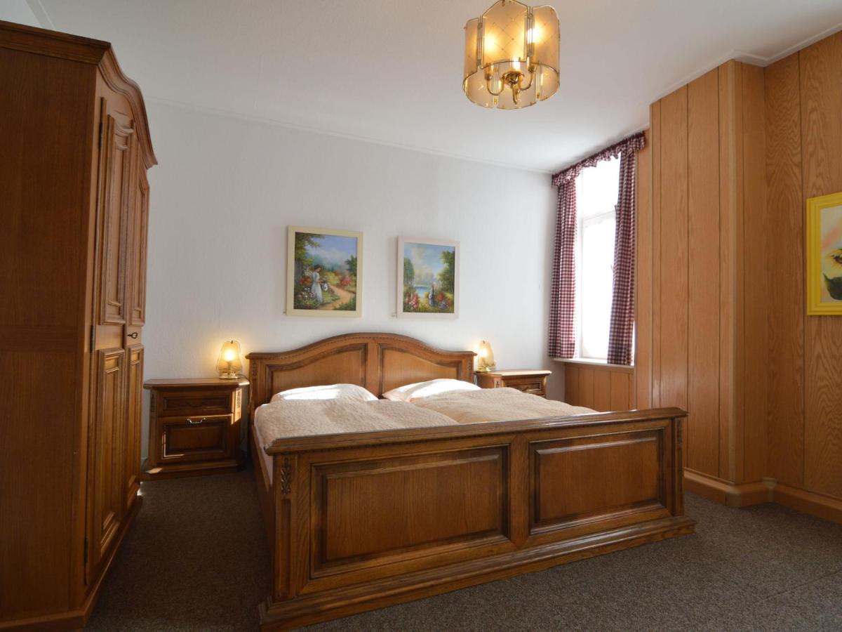 Classy Holiday Home In Uerzig Near Forest Zimmer foto